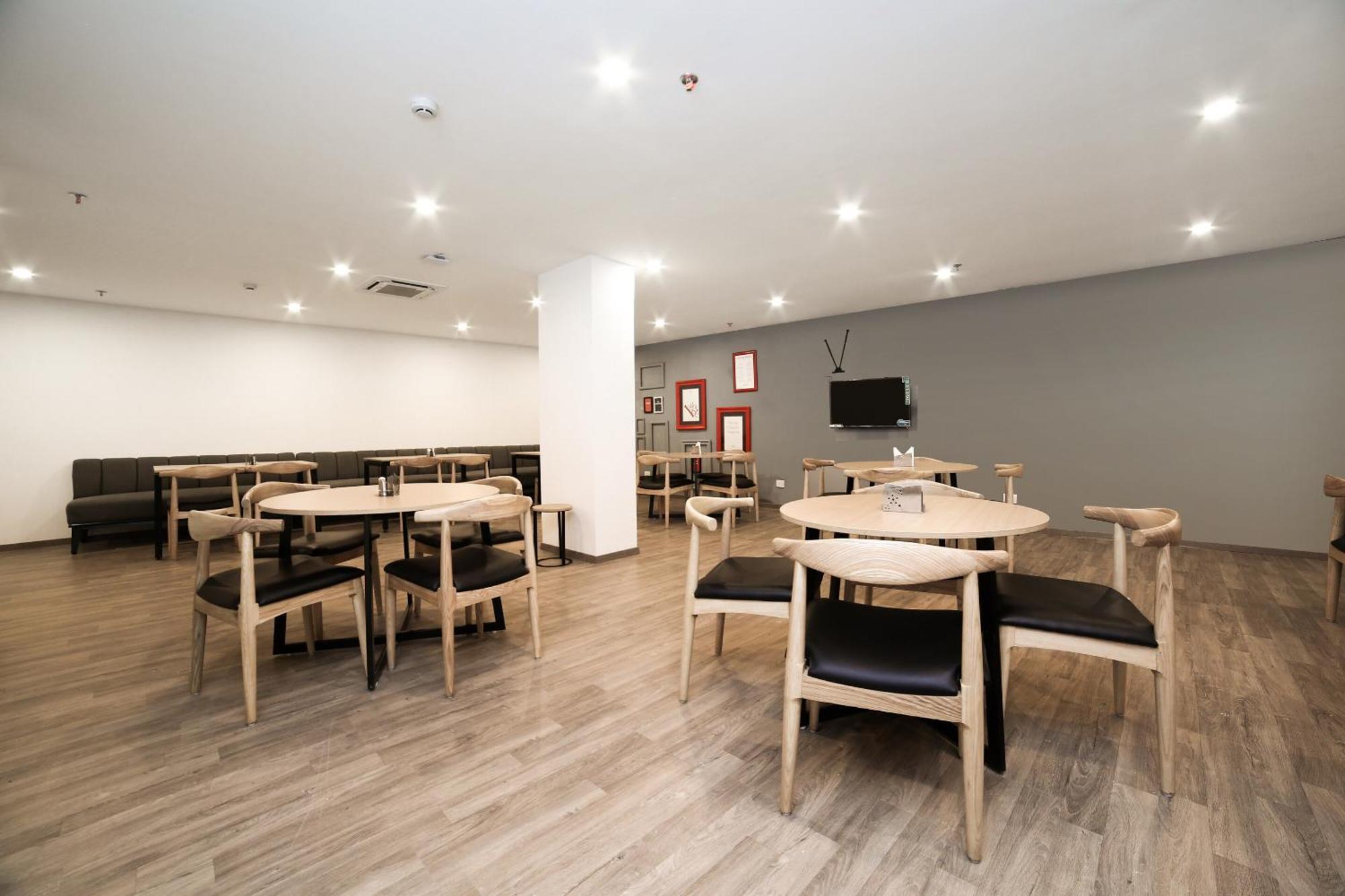 מלון גורגאון Collection O Townhouse 069 מראה חיצוני תמונה
